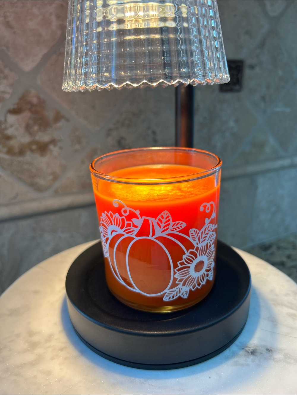 Wick-less Pumpkin Spice Candle for Candle Warmer with lid, NEW
